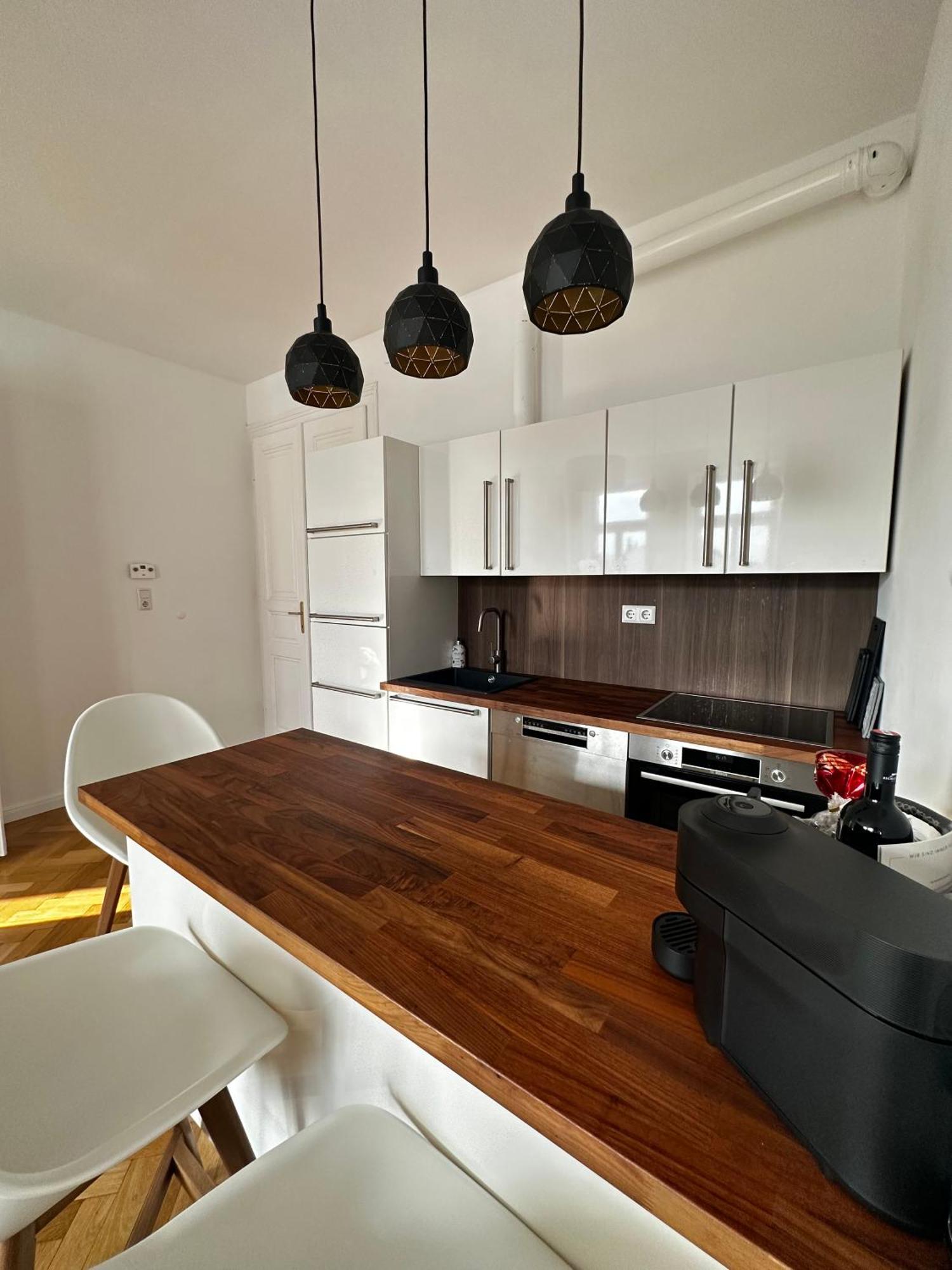 Luxury 3 Bedroom Apartment Near Schoenbrunn Palace เวียนนา ภายนอก รูปภาพ