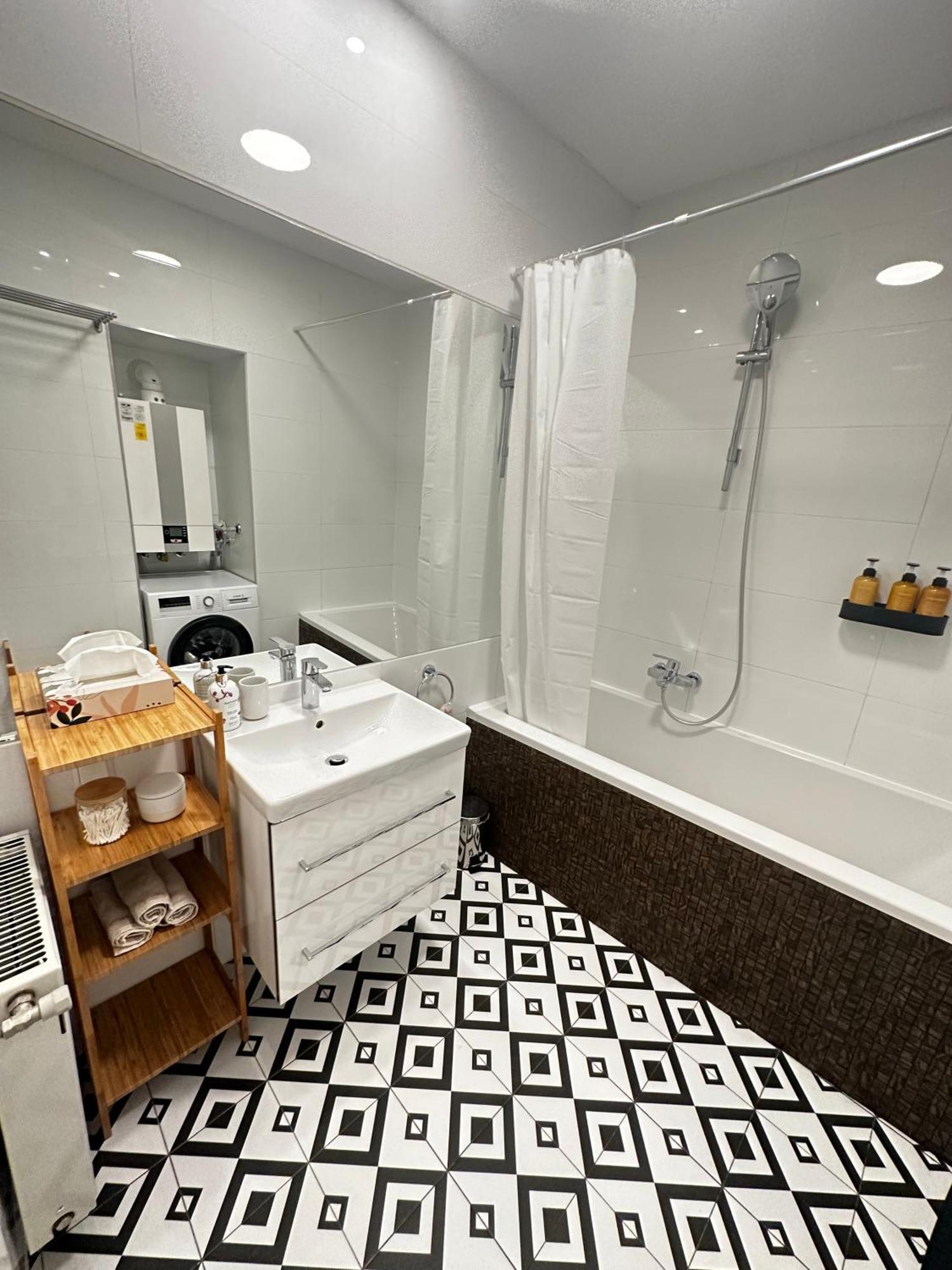 Luxury 3 Bedroom Apartment Near Schoenbrunn Palace เวียนนา ภายนอก รูปภาพ