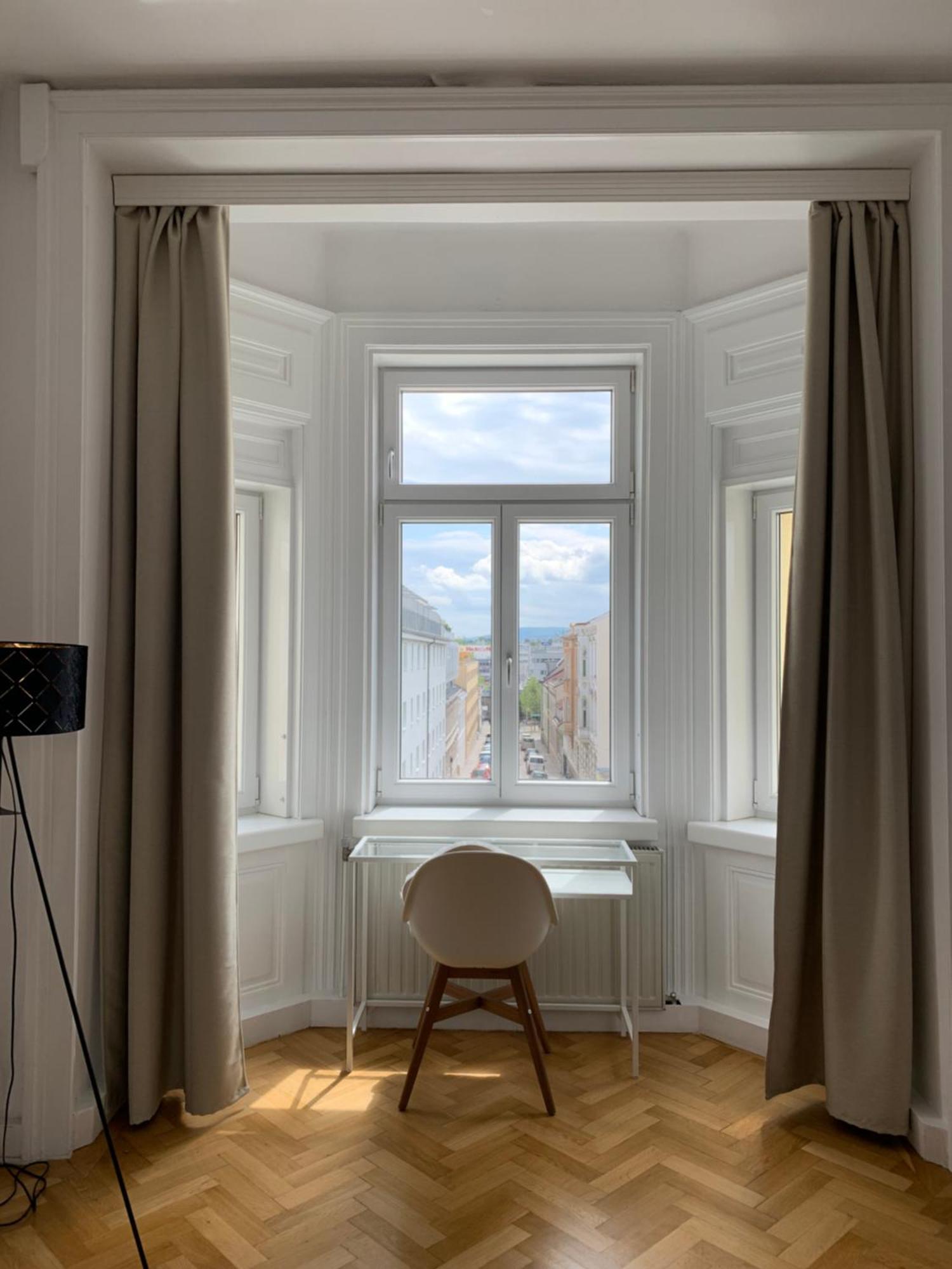 Luxury 3 Bedroom Apartment Near Schoenbrunn Palace เวียนนา ภายนอก รูปภาพ