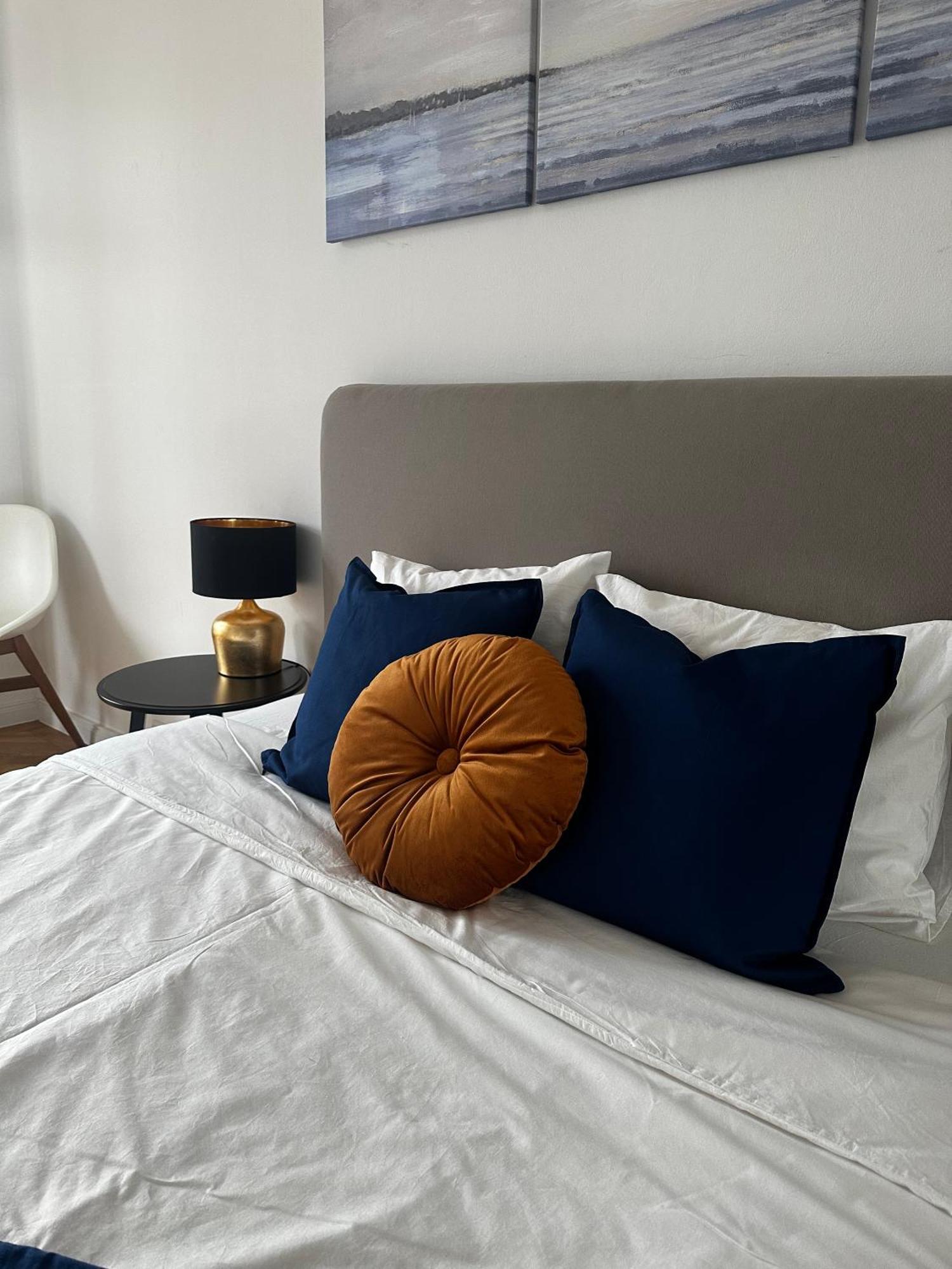 Luxury 3 Bedroom Apartment Near Schoenbrunn Palace เวียนนา ภายนอก รูปภาพ